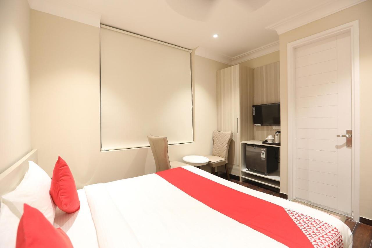Oyo 43009 The Palm Green Hotell Indraprastha Exteriör bild